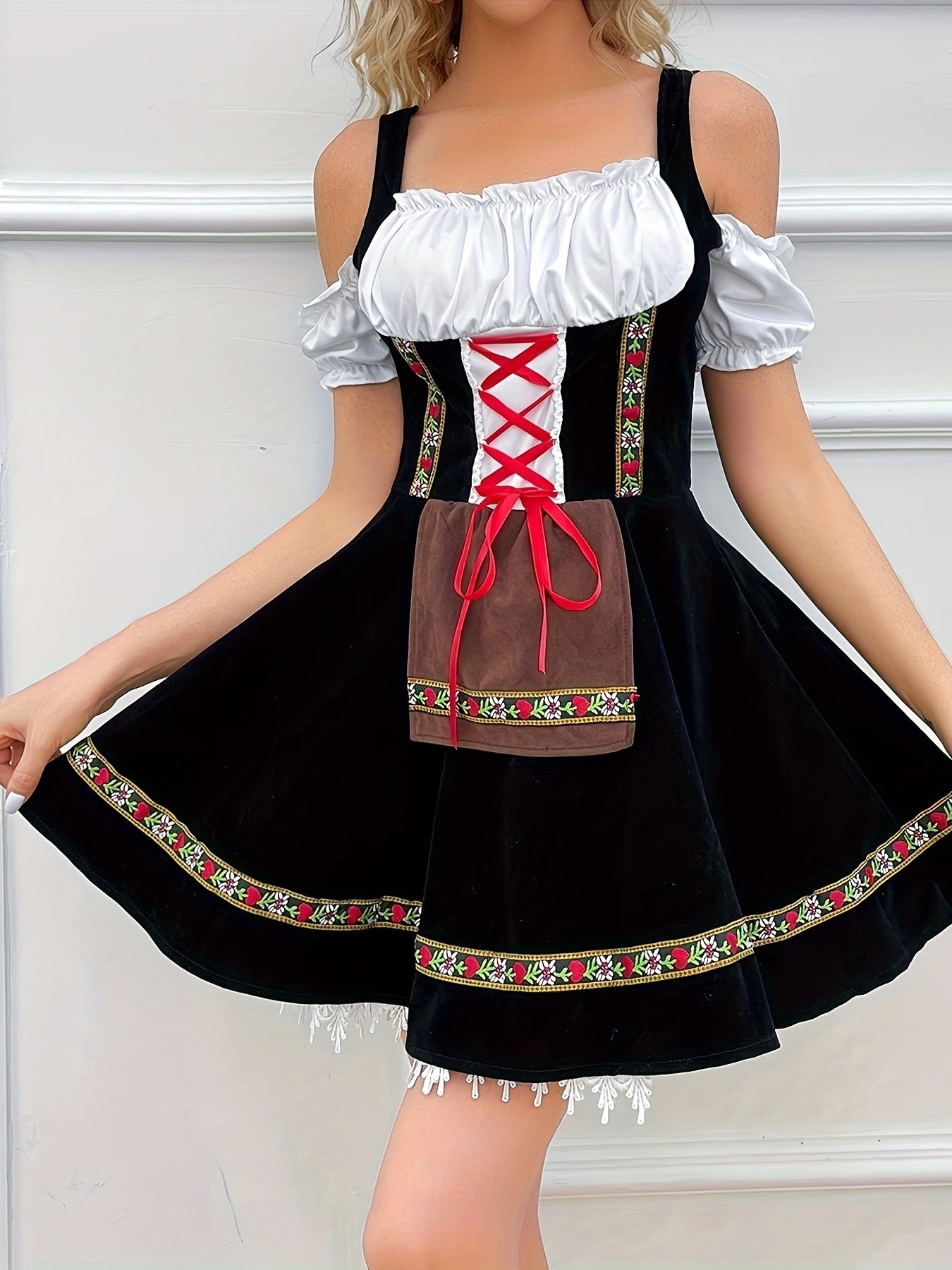 Zwarte Oktoberfest Dirndljurk | Off-shoulder