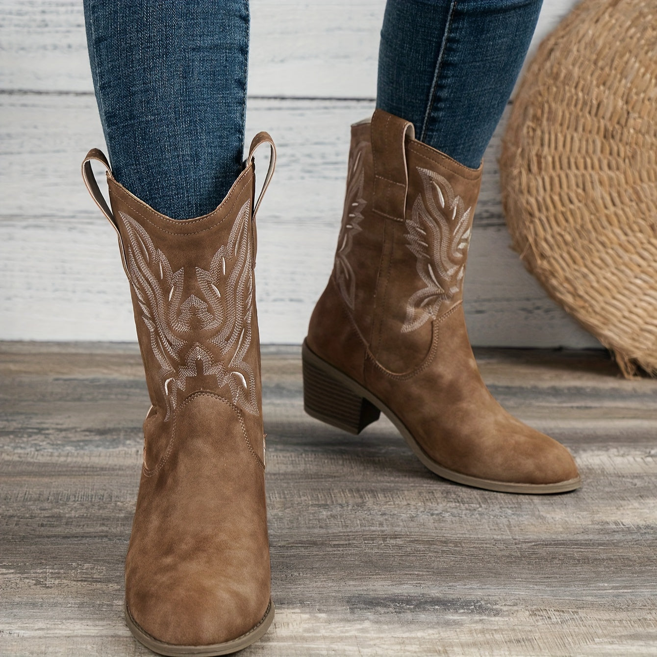 Stijlvolle Suede Cowboylaarzen Met Lage Hak - Lorena