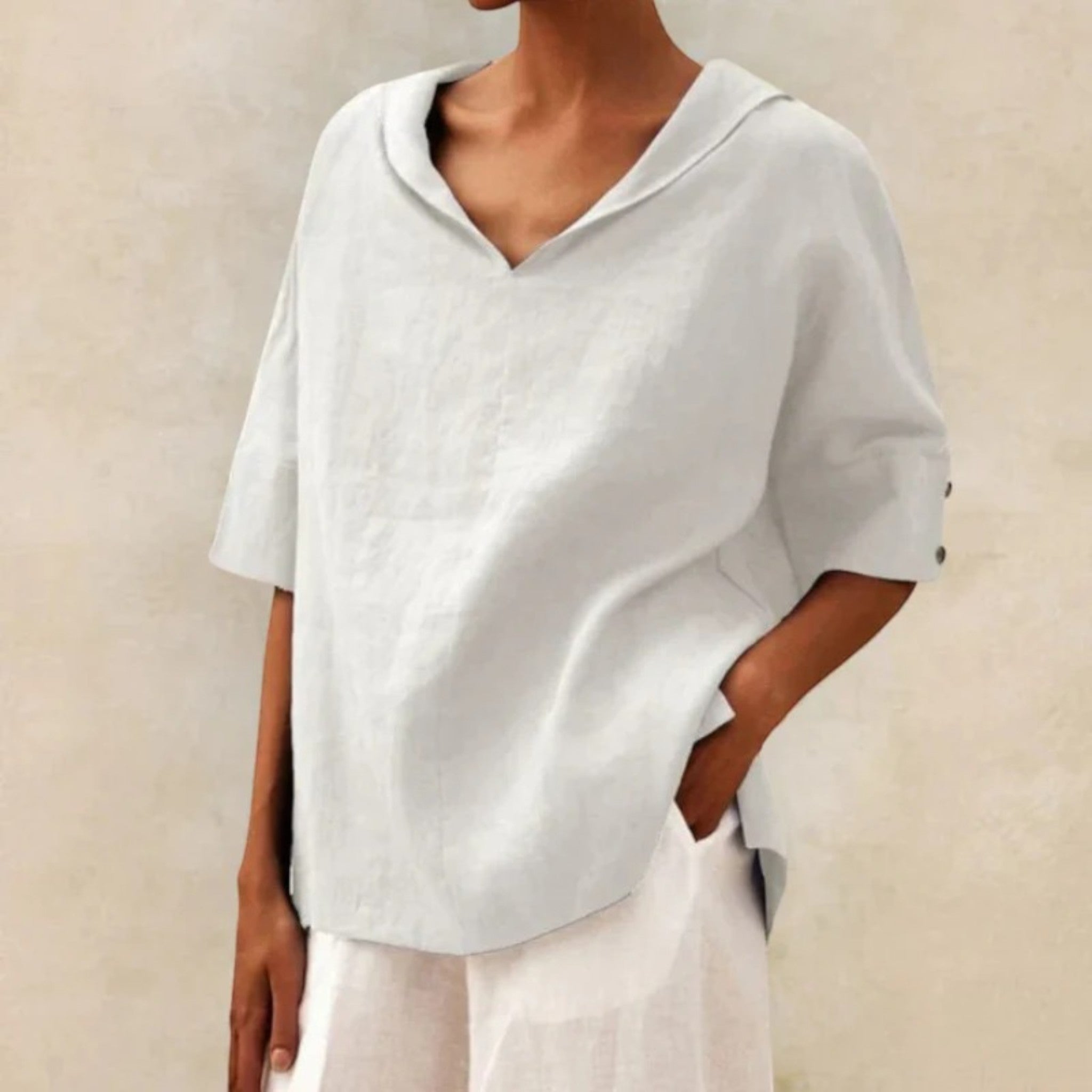 Lorena | Blouse Met V-hals | Lichtgewicht