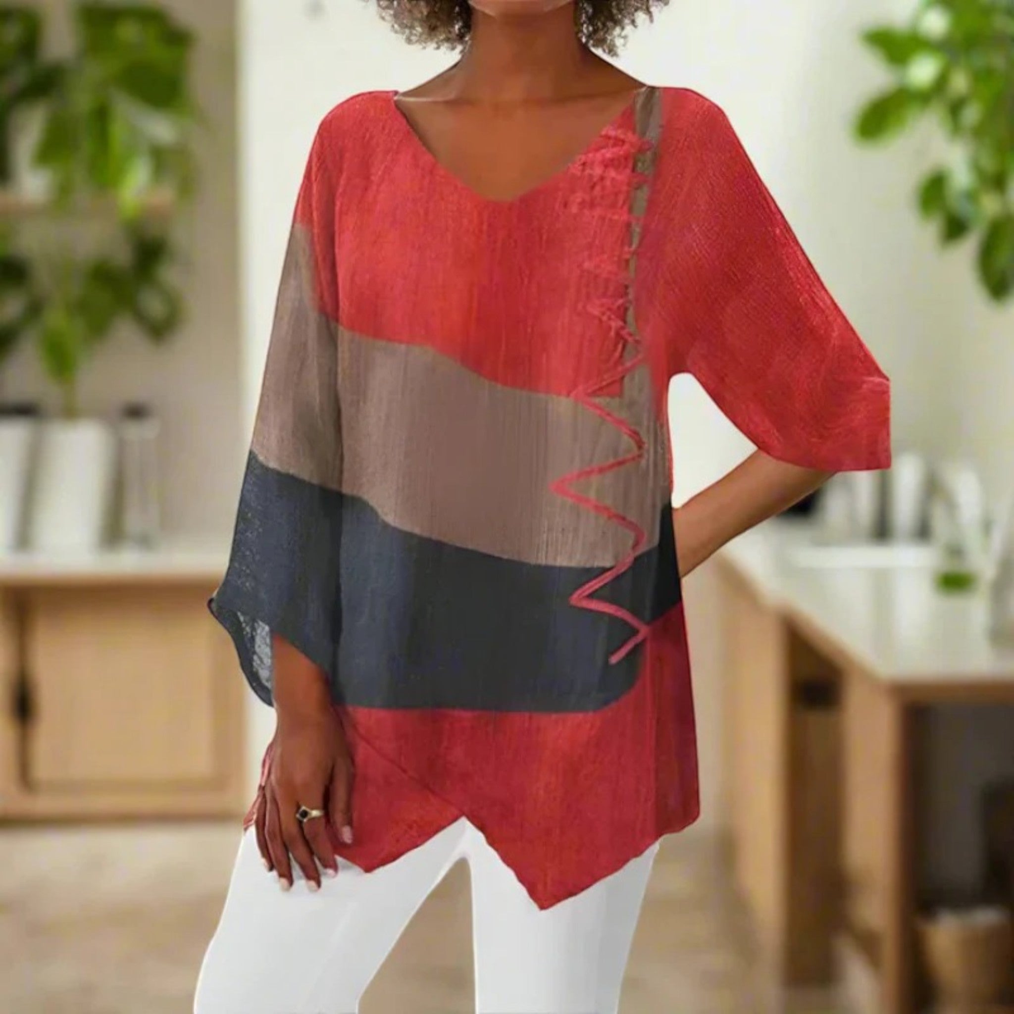 Anouk | Zomerse Blouse Met V-hals | Lange Mouwen