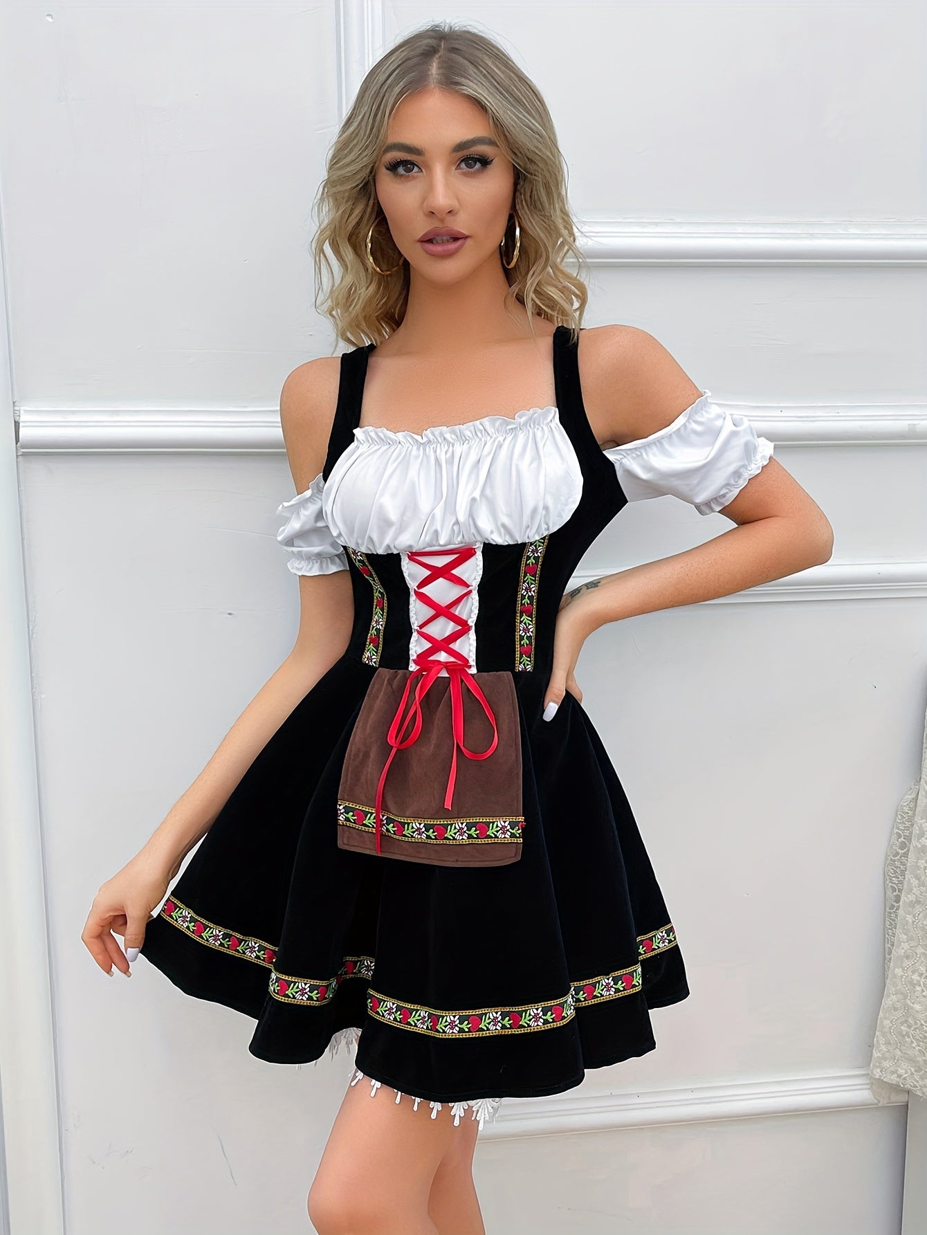 Zwarte Oktoberfest Dirndljurk | Off-shoulder