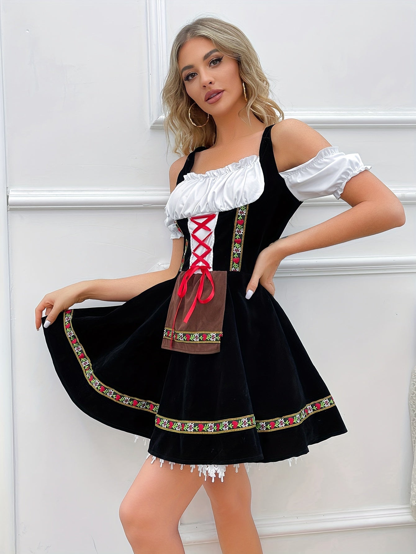 Zwarte Oktoberfest Dirndljurk | Off-shoulder
