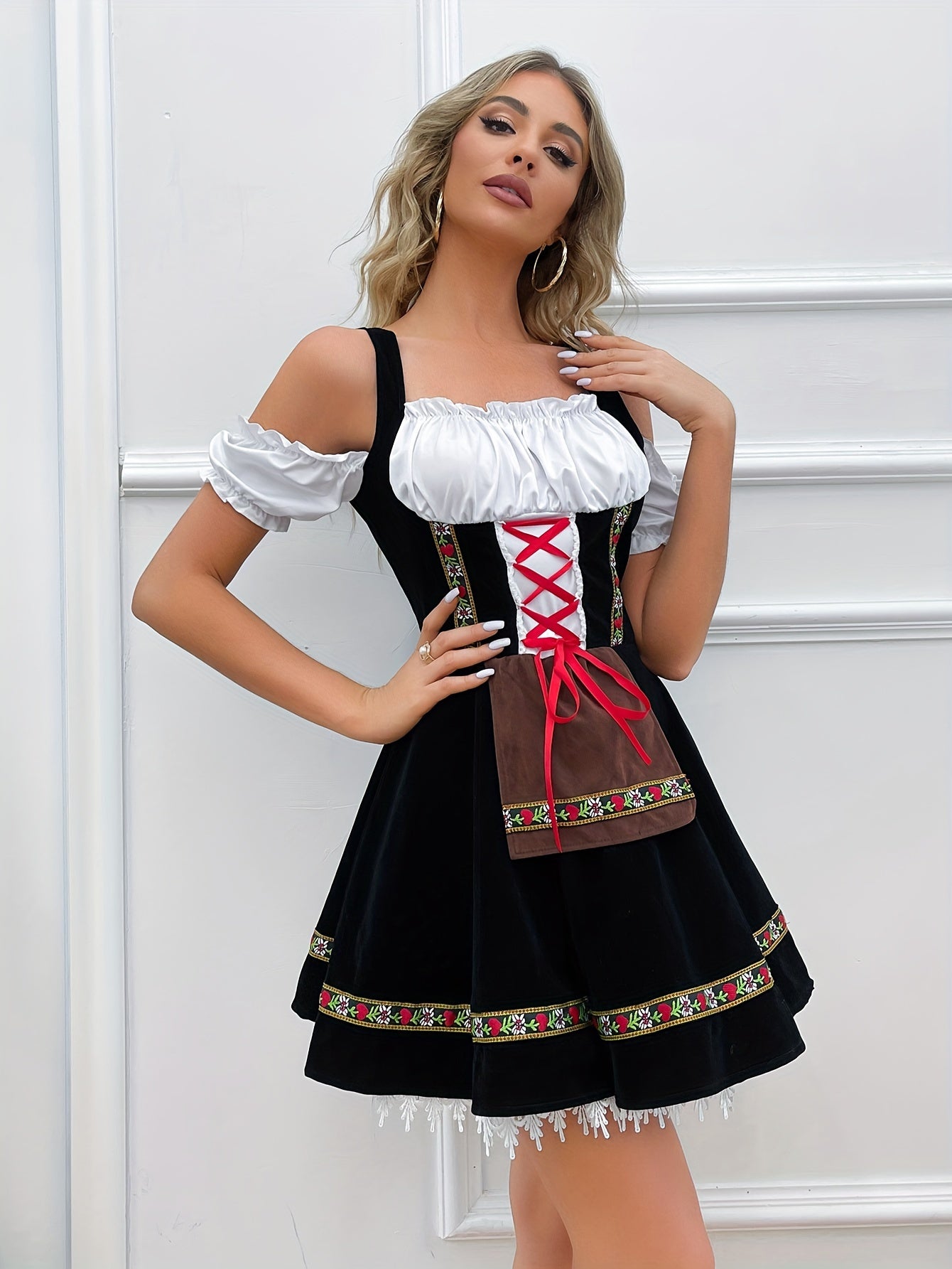 Zwarte Oktoberfest Dirndljurk | Off-shoulder