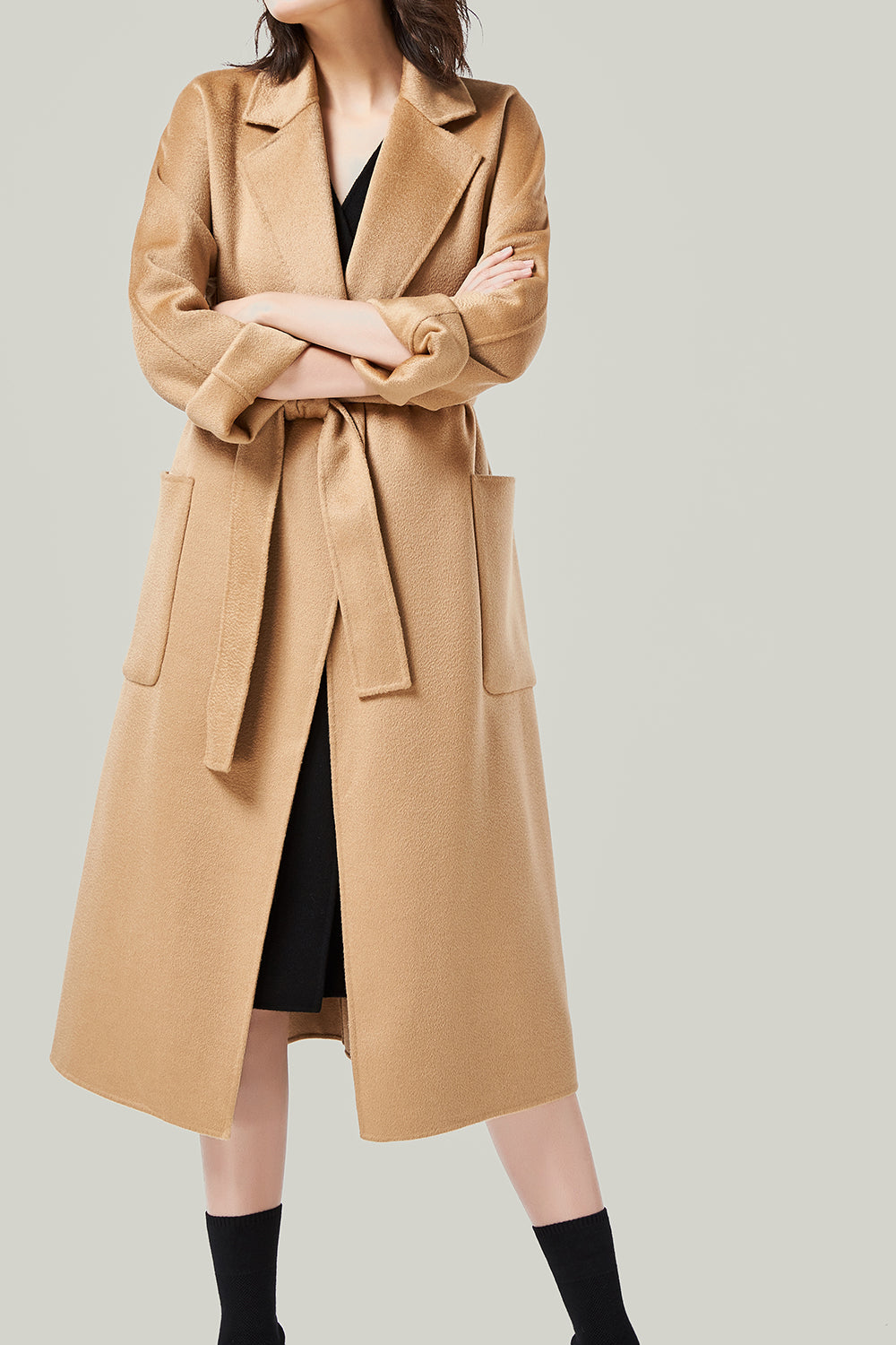 Zwarte Wollen Trenchcoat Jas Met Reverskraag En Zakken - Zoe