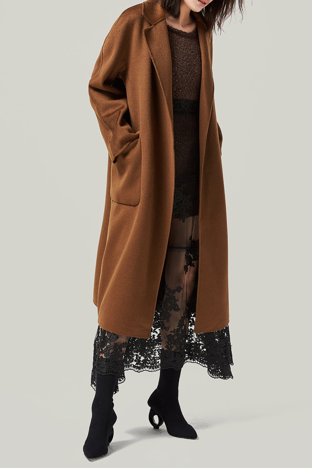 Zwarte Wollen Trenchcoat Jas Met Reverskraag En Zakken - Zoe