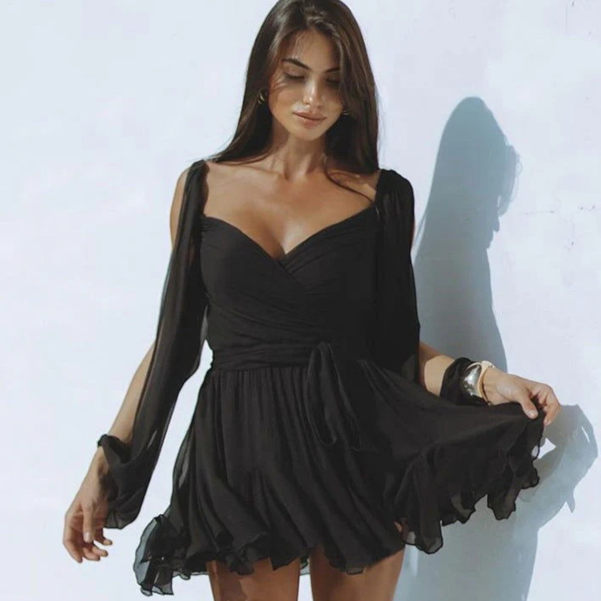 Chic_Short_Sundress_by_AMY_ROSE_-_Effortless_Elegance_Awaits_-_Lizabella_Fashion_-_-_-_Chic_Short_Sundress_by_AMY_ROSE_-_Effortless_Elegance_Awaits_-_Lizabella_Fashion_-_tag1-Photoroo.jpg