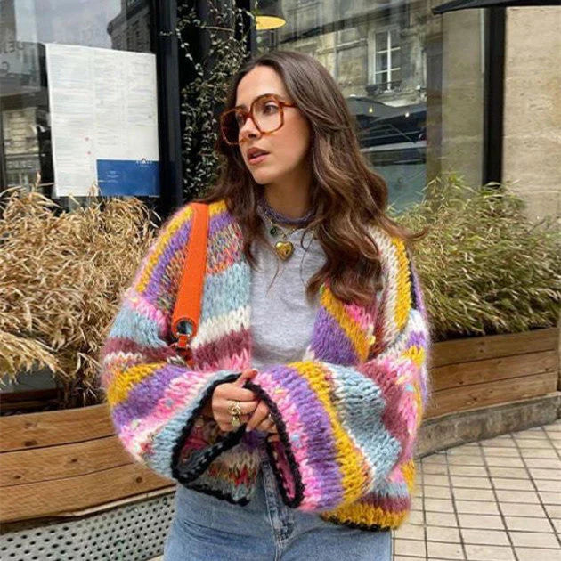 Kleurrijke Gebreid Warm Damesvest Met Regenboogstrepen - Anna