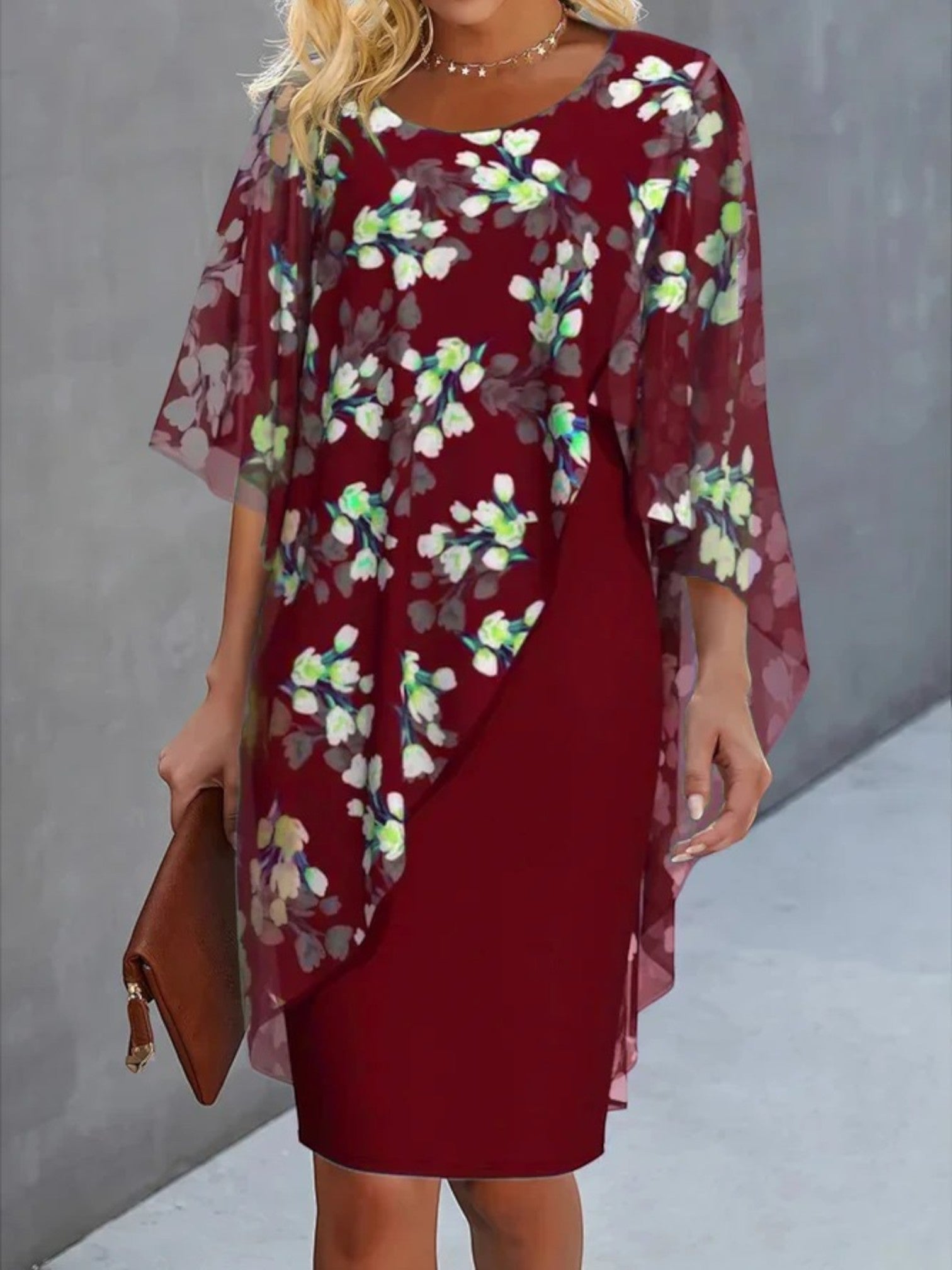 Elegantes_florales_Chiffonkleid_mit_Rundhalsausschnitt_Halbformelles_Pendlerkleid_in_H-Linie4_8b9ee118-a38f-4b35-b3af-9d74832df61a-Photoroom.jpg