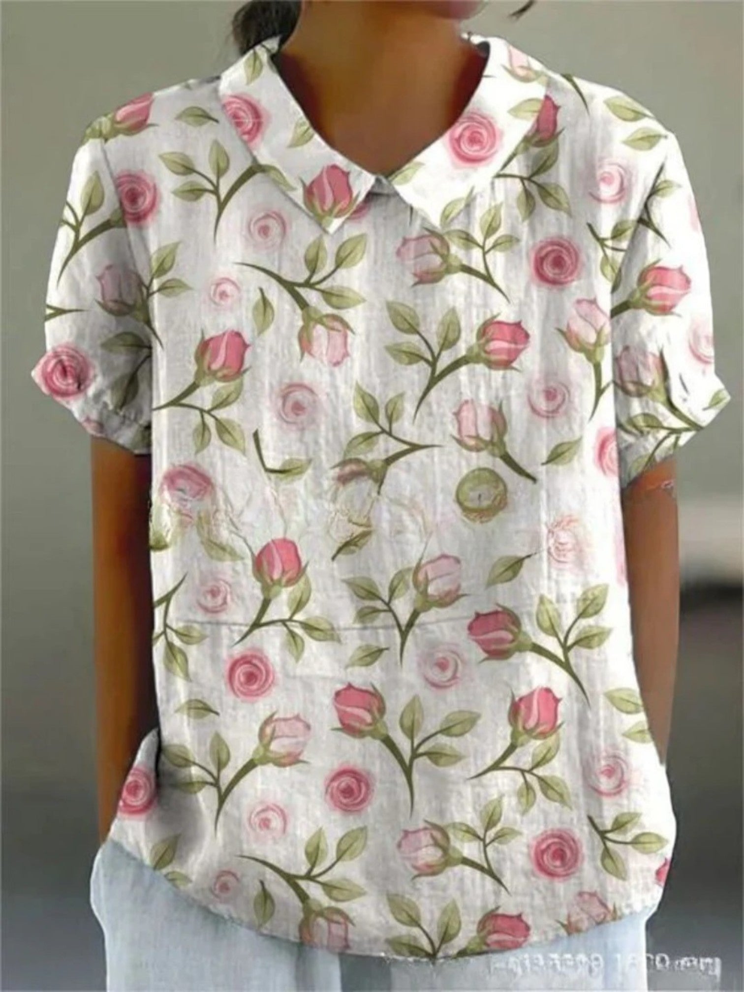 Ayla | Casual Blouse Met Bloemenborduursel | Korte Mouwen