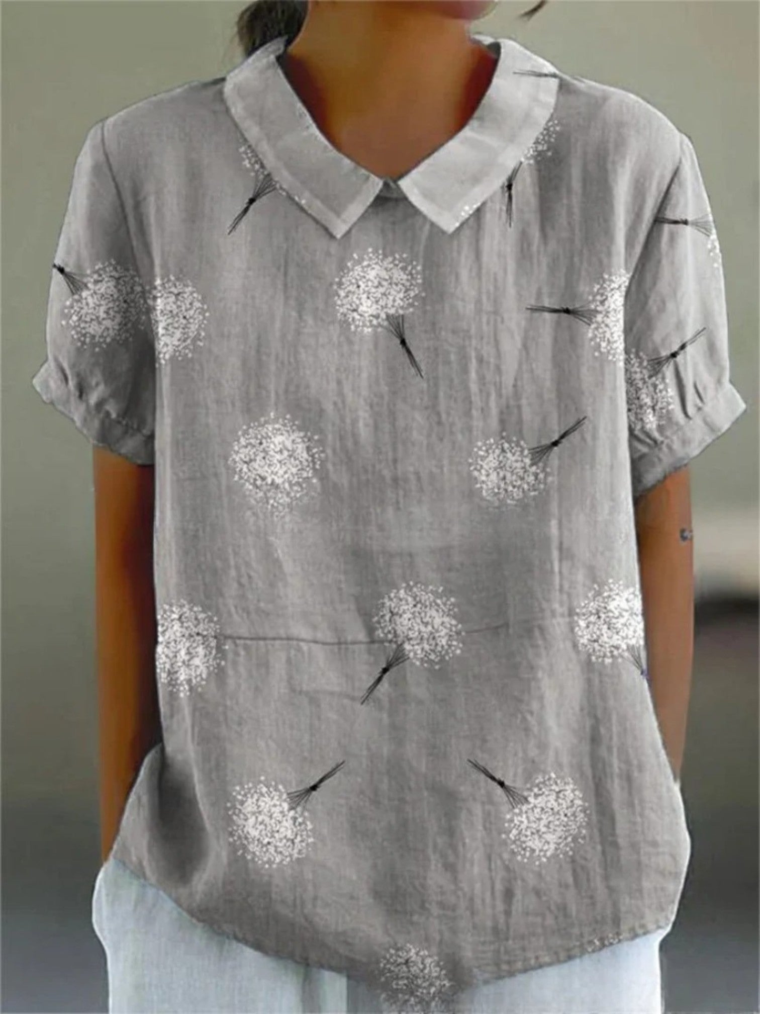 Ayla | Casual Blouse Met Bloemenborduursel | Korte Mouwen