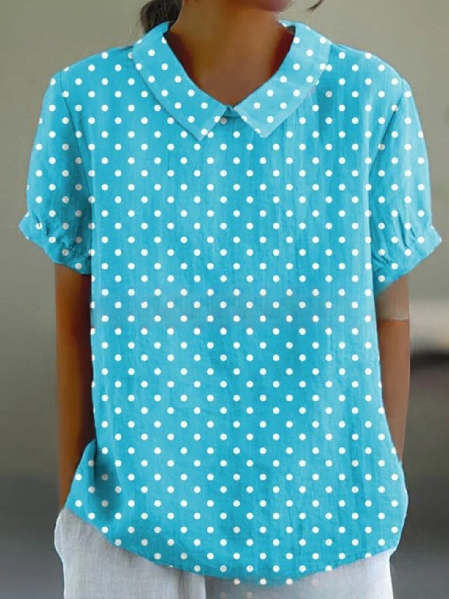 Ayla | Casual Blouse Met Bloemenborduursel | Korte Mouwen