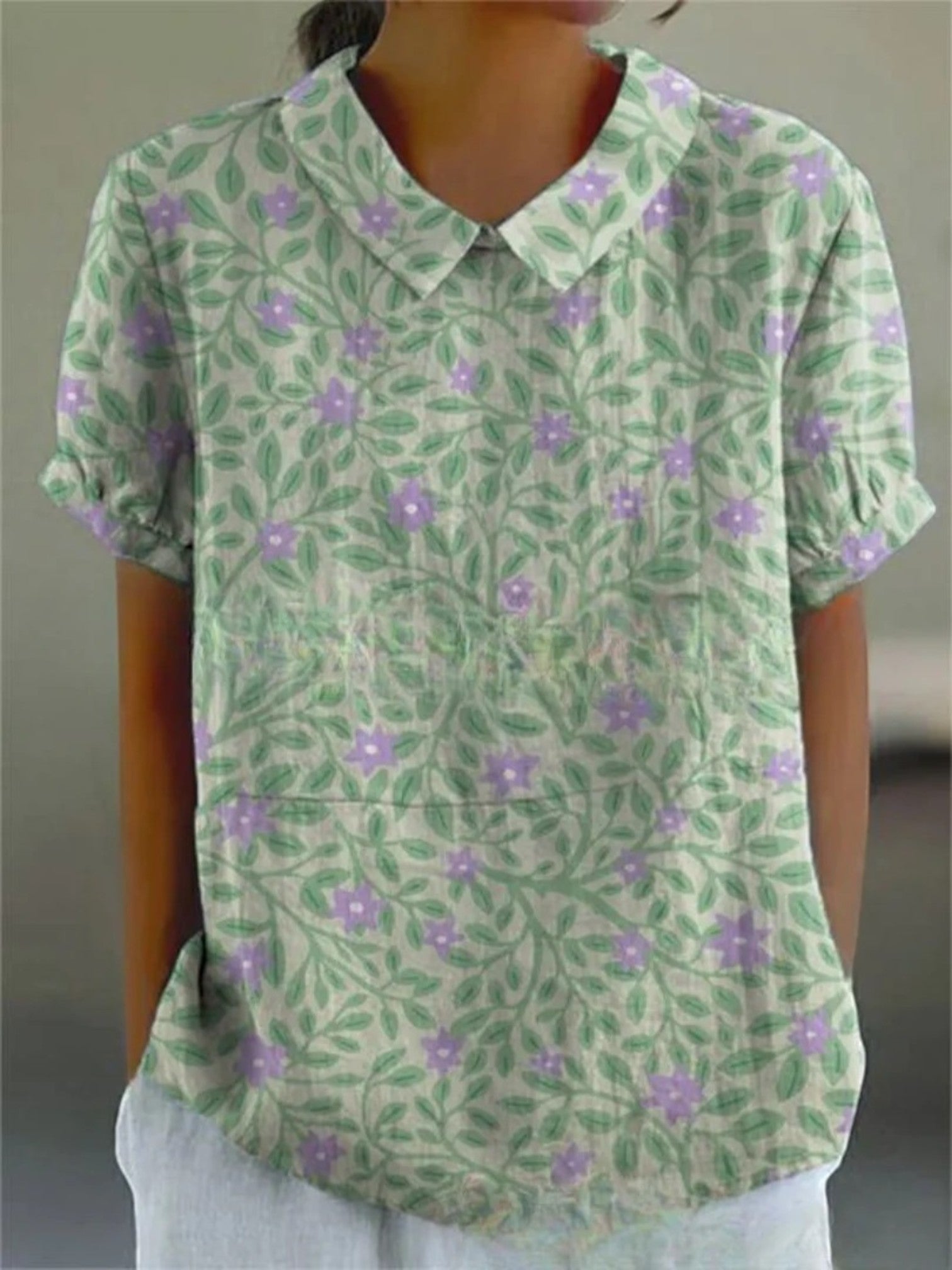 Ayla | Casual Blouse Met Bloemenborduursel | Korte Mouwen