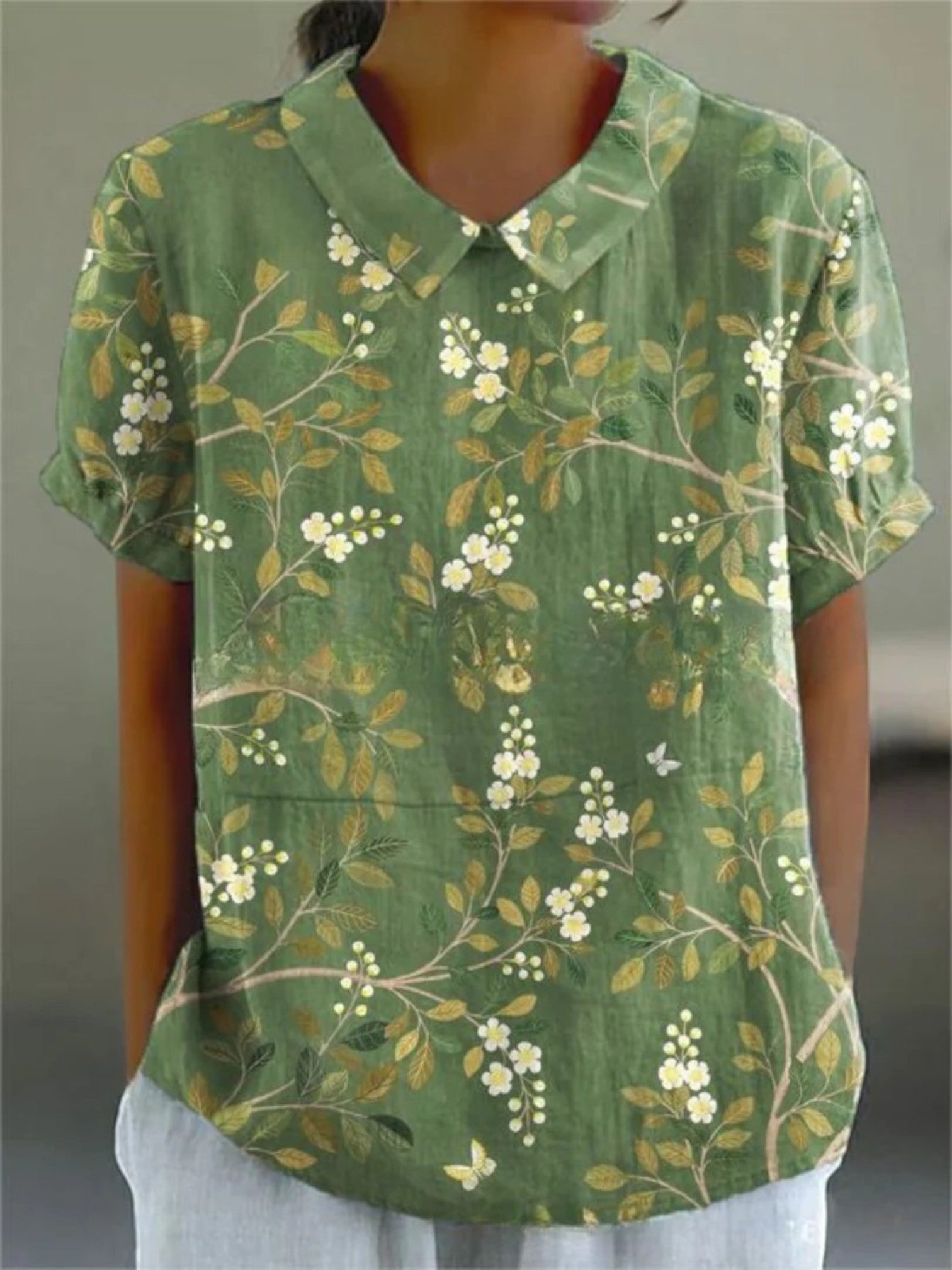 Ayla | Casual Blouse Met Bloemenborduursel | Korte Mouwen
