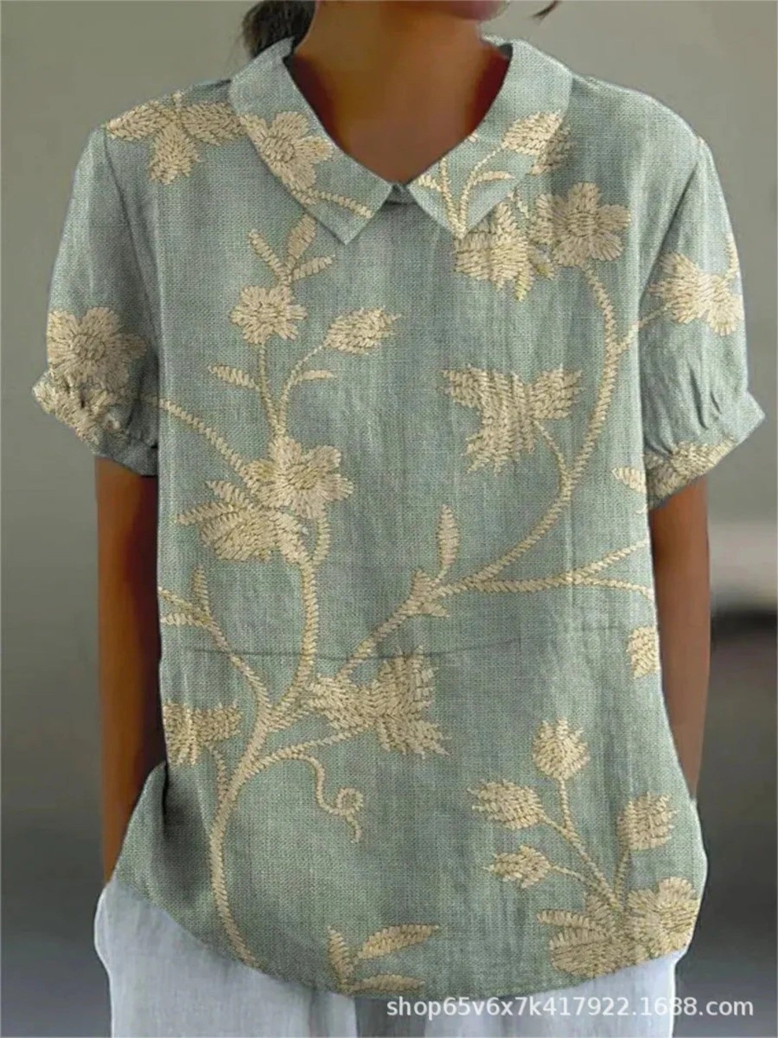 Ayla | Casual Blouse Met Bloemenborduursel | Korte Mouwen