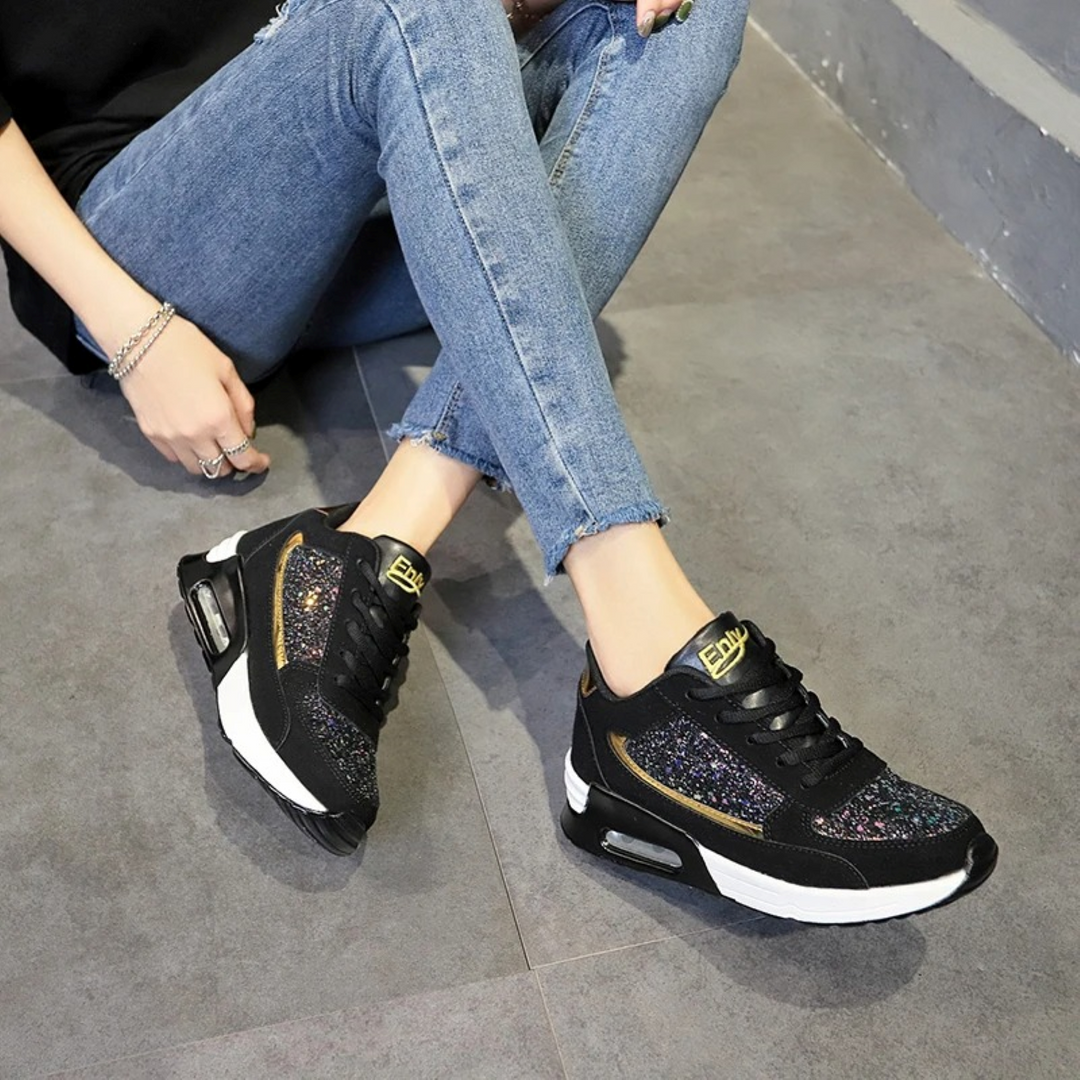 High Top Dames Sneakers Met Detail - Chavel