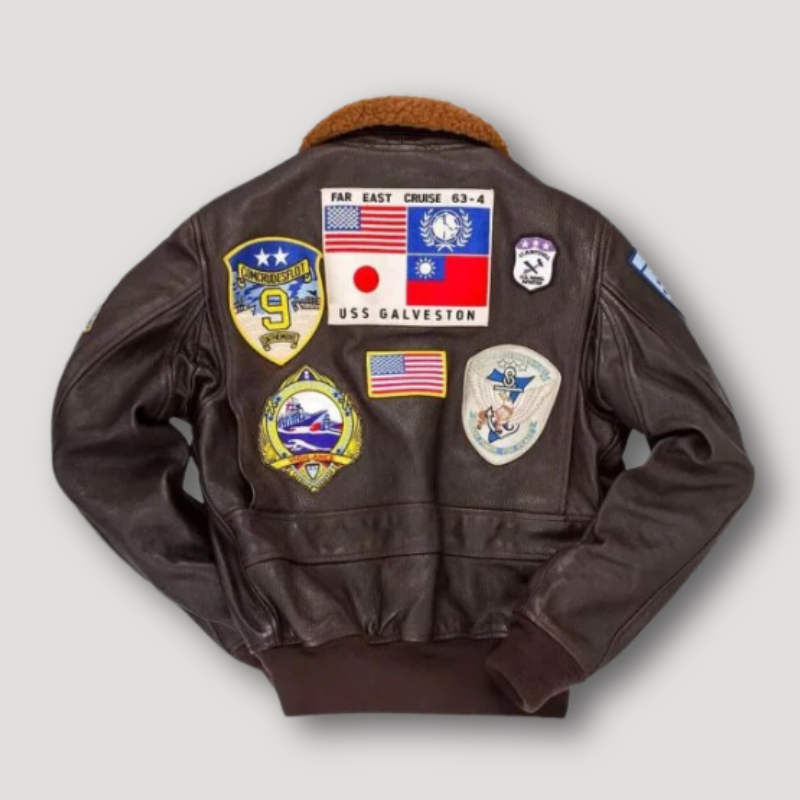 Lerenbomberjackmetpatches-Brown-Back-Luxe-Amsterdam.png