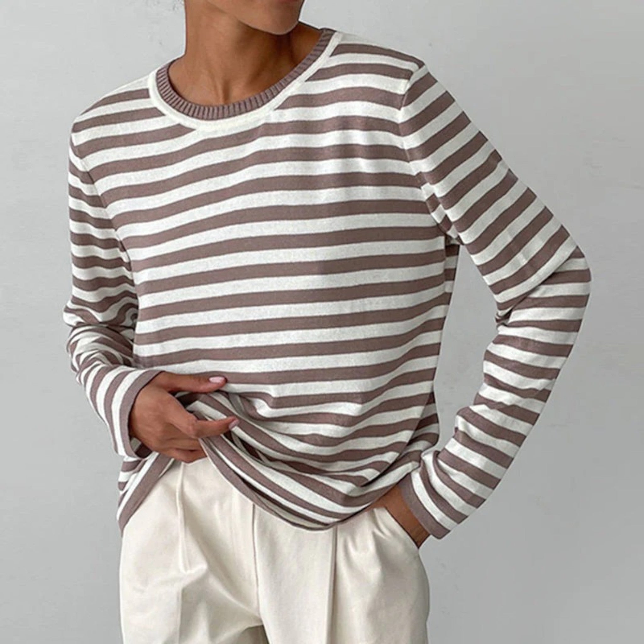 Malin-TassouChicStripedLong-SleeveShirt_5_24dbddb4-991f-43e9-b200-8615b718ba2f-Photoroom.jpg