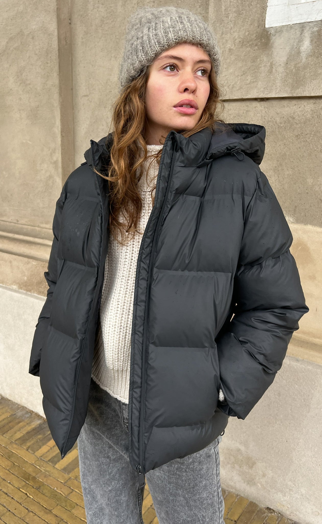 Warme Zwarte Puffer Winterjas Voor Dames - Sarah
