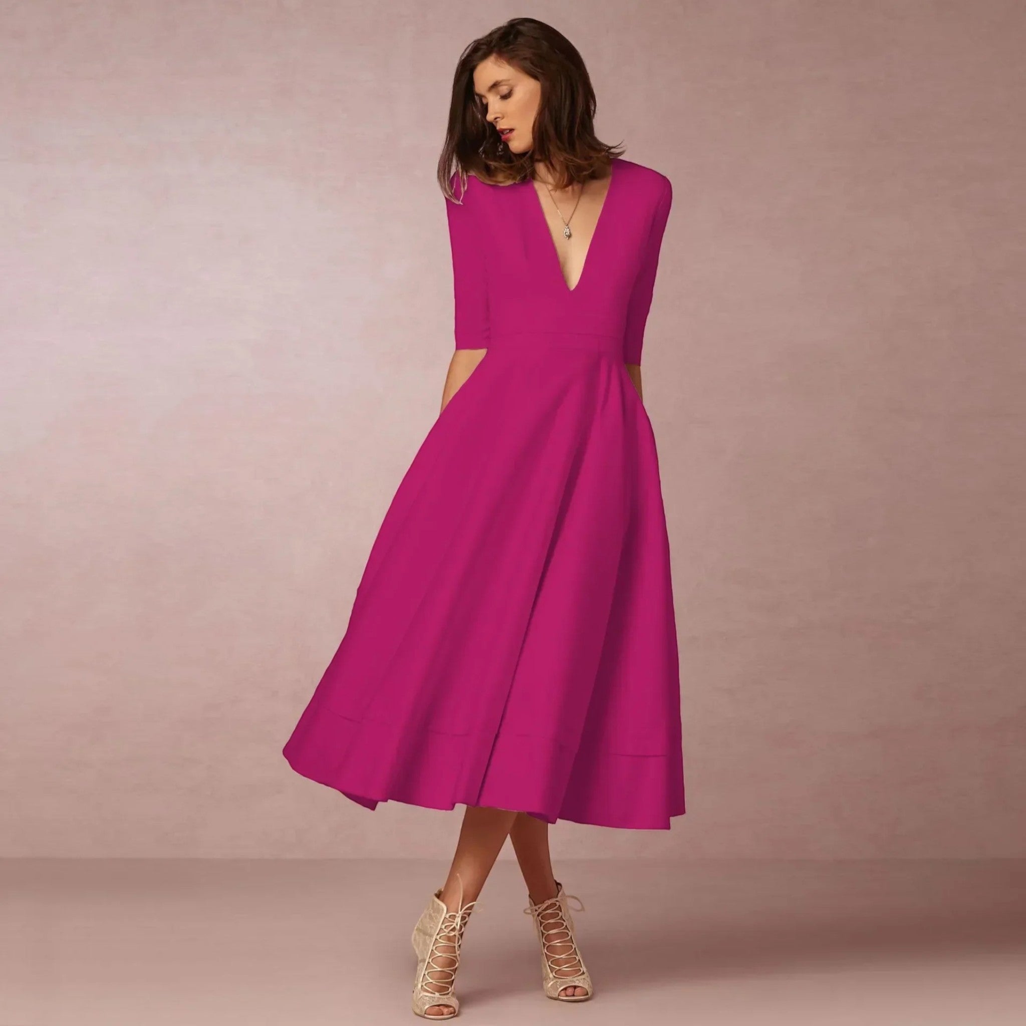 Manon | V-hals Jurk | Midi