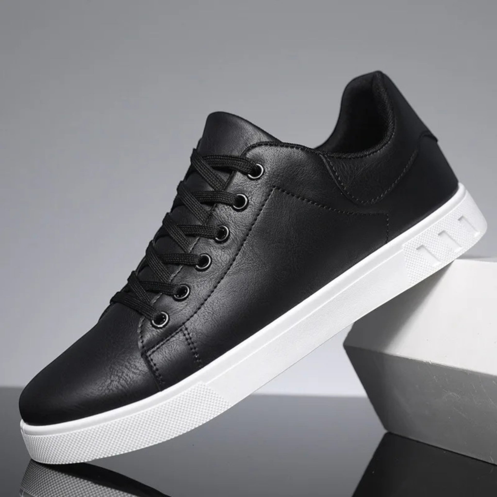 Dennis | Classic Sneakers Voor Heren | Stijlvol