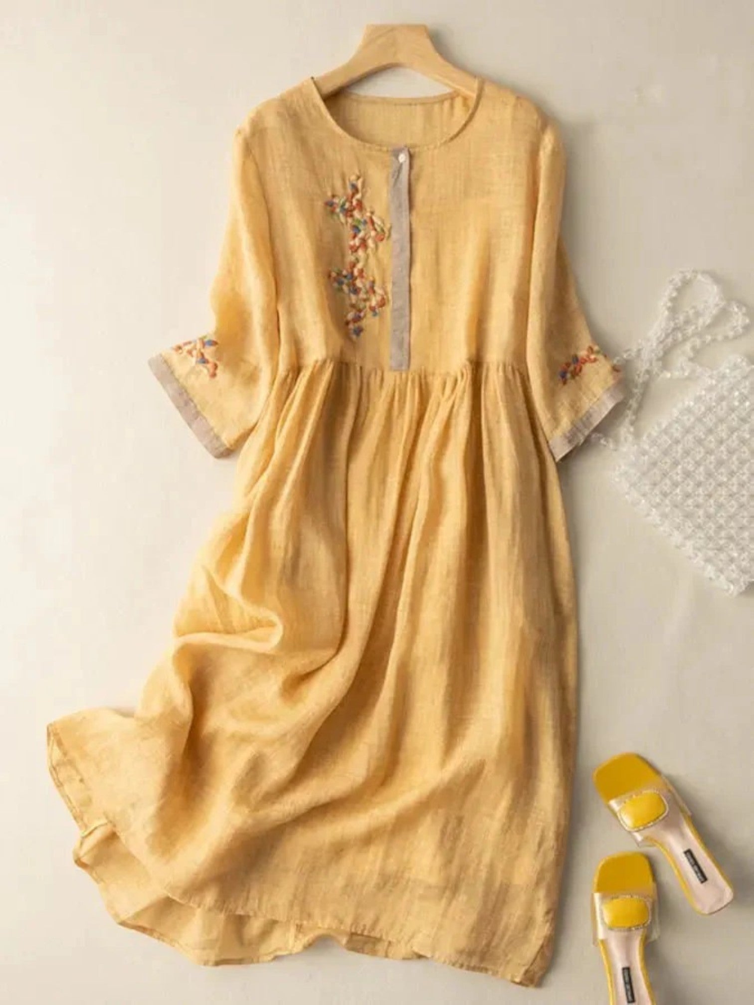 SARAH-_-Embroidered-cotton-and-linen-Dress-Lizabella-Fashion-London-45875881_e4728c32-d87a-4c69-b584-376277b08895-Photoroom.jpg