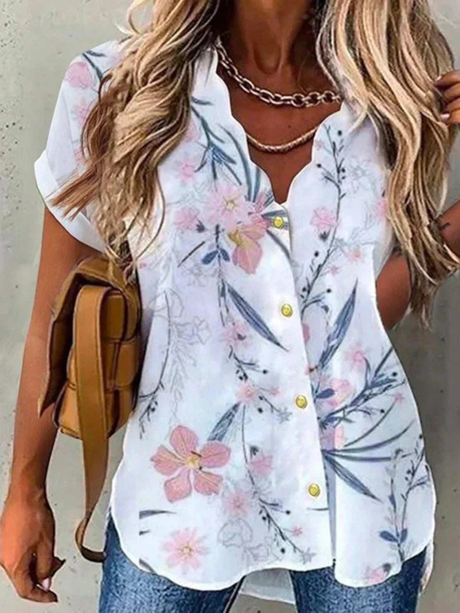 Zomerblouse Met Bloemenprint En V-hals | Korte Mouwen