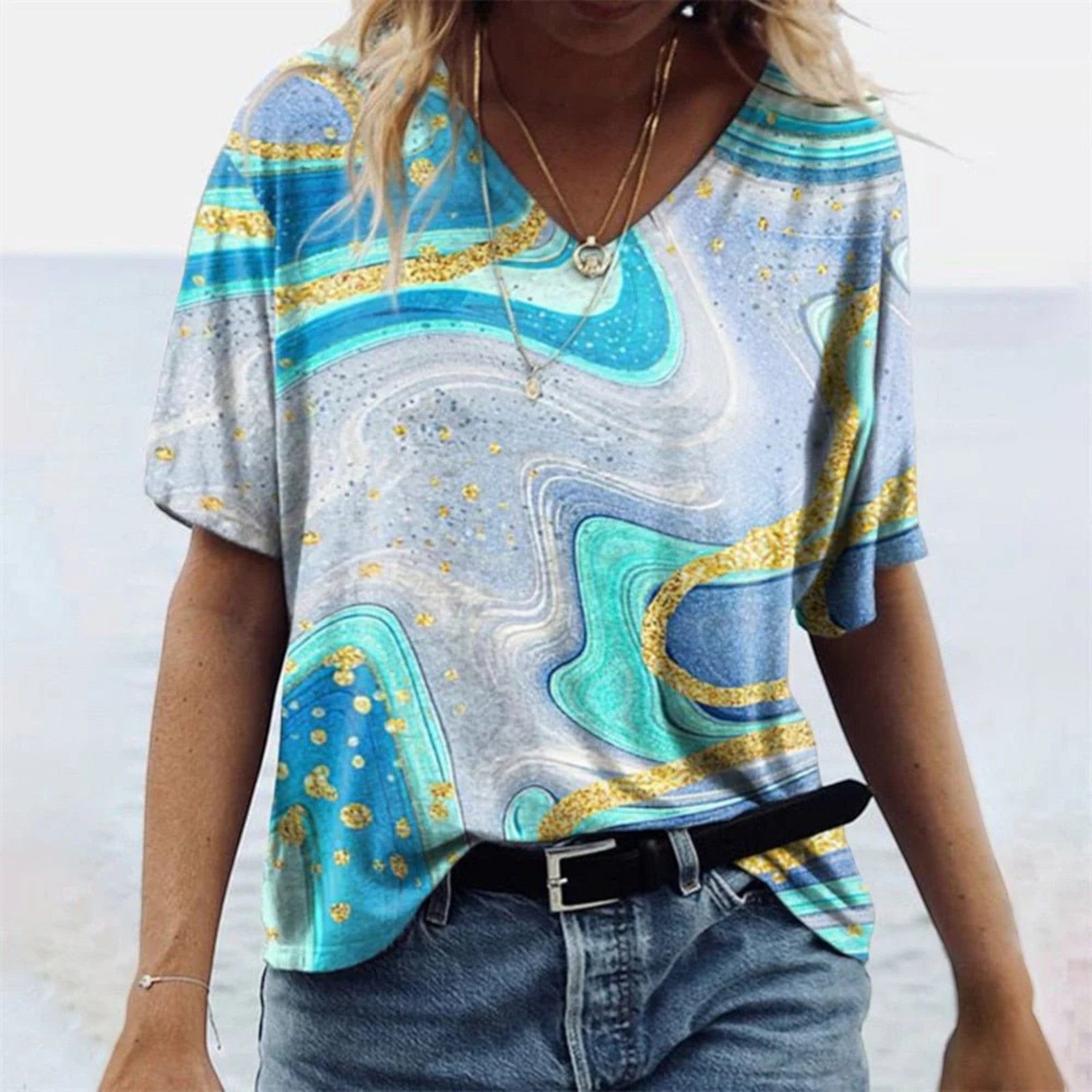 carnale-originelles-damen-t-shirt-im-boho-stil-907408-Photoroom.jpg