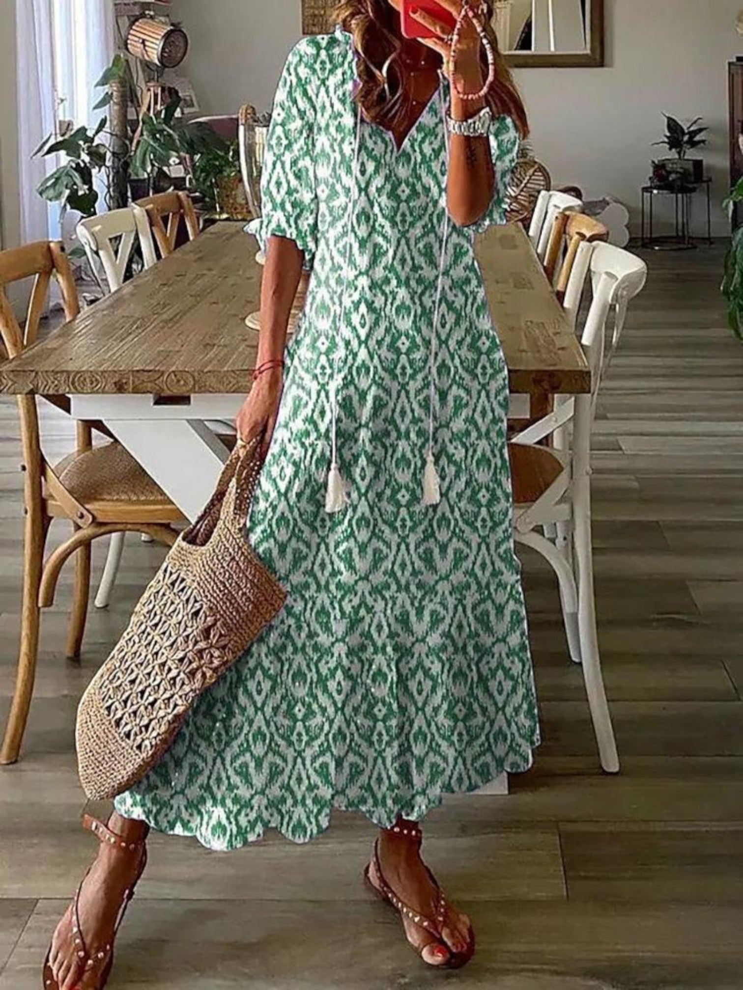 conny-jurk-or-luchtige-lange-zomerjurk-carla-moda-1_d3cfacd5-9127-4994-8cc1-313853371f43-Photoroom.jpg