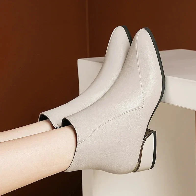 muller-mode-julane-stiefeletten-mit-blockabsatz-stiefel-beige-2082215.webp